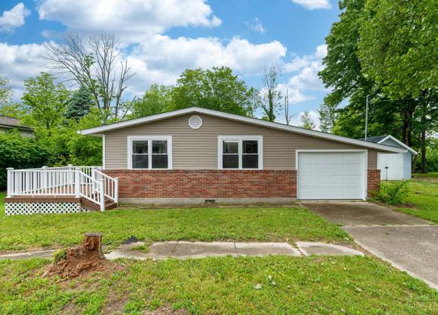 Property at 120 W Fancy St, Blanchester, OH 45107, 3 beds, 1 bath