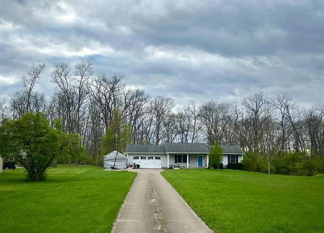 Property at 3685 Millville Oxford Rd, Oxford Twp, OH 45056, 4 beds, 2 baths
