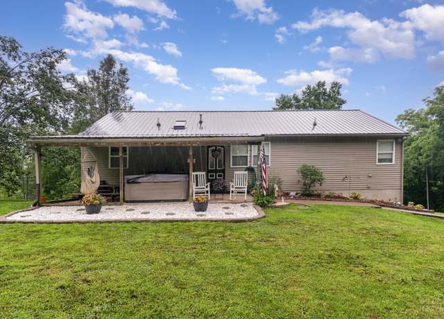 Property at 402 Circle Dr, Ripley, OH 45167, 5 beds, 3 baths