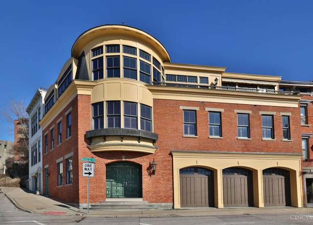 Property at 510 Baum St, Cincinnati, OH 45202, 4 beds, 3.5 baths