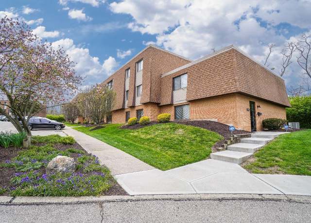 Property at 6580 Hearne Rd, Green Twp, OH 45248, 3 beds, 2.5 baths