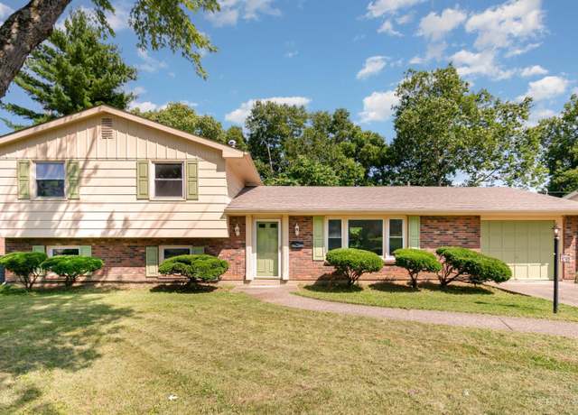 Property at 1252 Cleveland Ave, Hamilton, OH 45013, 3 beds, 2.5 baths