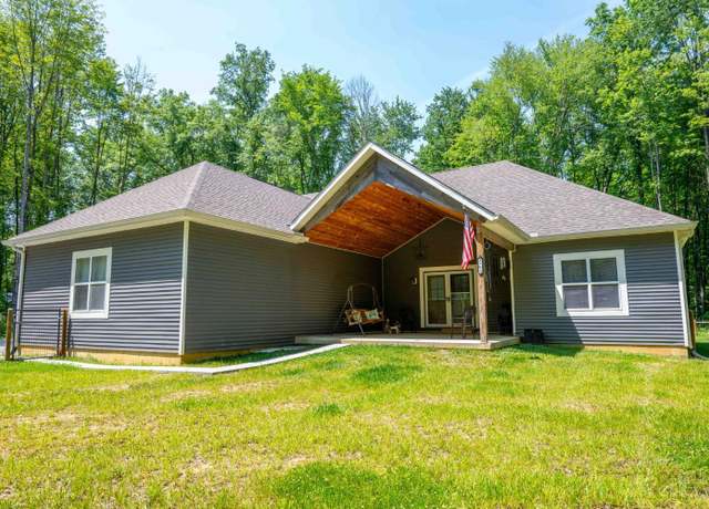 Property at 2702 Indian Summer Dr, Tate Twp, OH 45106, 3 beds, 2 baths