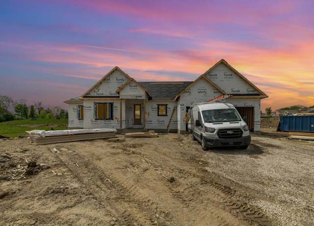 Property at 751 Lake Bluff Ct, Lebanon, OH 45036, 5 beds, 3.5 baths