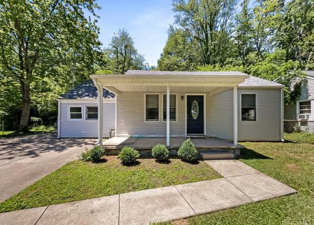 Property at 17 Hitchcock Ln, Batavia Twp, OH 45102, 2 beds, 1 bath