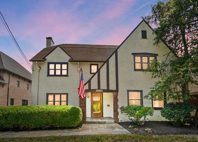 Property at 1338 Suncrest Dr, Cincinnati, OH 45208, 5 beds, 4 baths