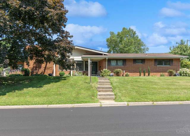 Property at 600 Kathryn Dr, Wilmington, OH 45177, 4 beds, 2.5 baths