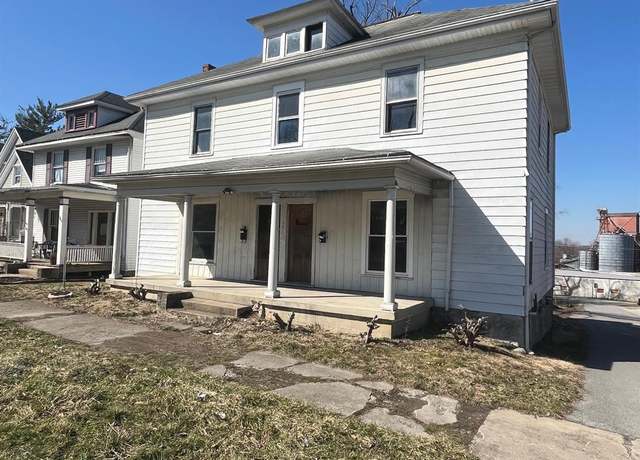 Property at 403 N High St, Hillsboro, OH 45133, 4 beds, 2 baths