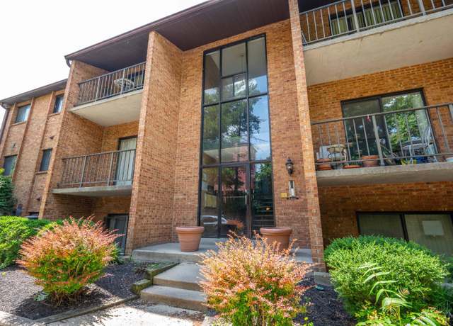 Property at 518 Riddle Rd #7, Cincinnati, OH 45220, 2 beds, 2 baths