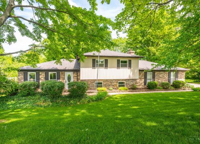 Property at 6404 Tylersville Rd, West Chester, OH 45069, 3 beds, 2.5 baths