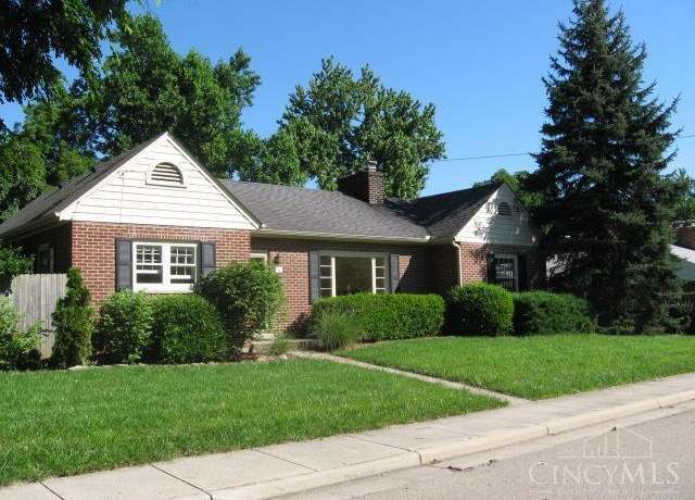 Property at 161 N Market St, Batavia, OH 45103, 2 beds, 1 bath