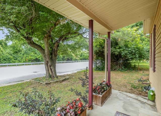 Property at 7032 River Rd, Cincinnati, OH 45233, 4 beds, 1 bath