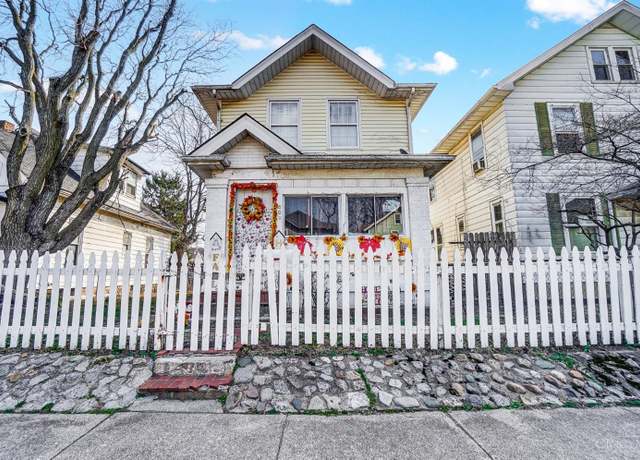 Property at 409 Moore St, Middletown, OH 45044, 3 beds, 1.5 baths