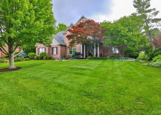 Property at 7299 Country Club Ln, West Chester, OH 45069, 5 beds, 3.5 baths