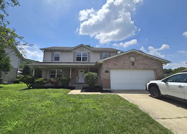 Property at 4747 Circle Dr, Fairfield, OH 45014, 4 beds, 2.5 baths