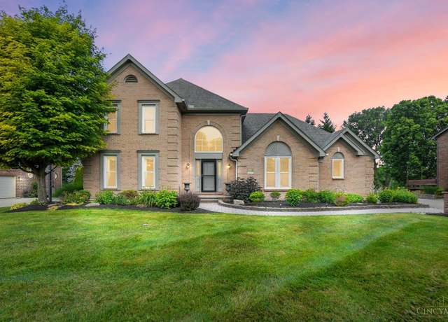 Property at 1033 Country Creek Dr, Lebanon, OH 45036, 4 beds, 3.5 baths