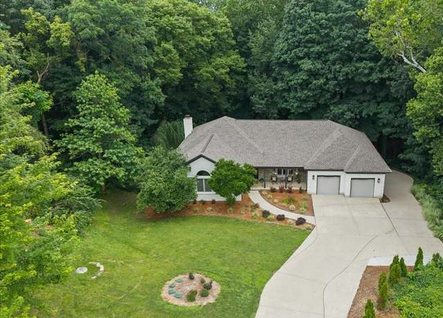 Property at 839 Martini Rd, Delhi Twp, OH 45233, 3 beds, 3.5 baths