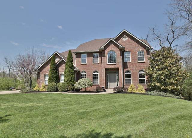 Property at 6886 Hickory Pointe Dr, Liberty Twp, OH 45044, 4 beds, 3.5 baths