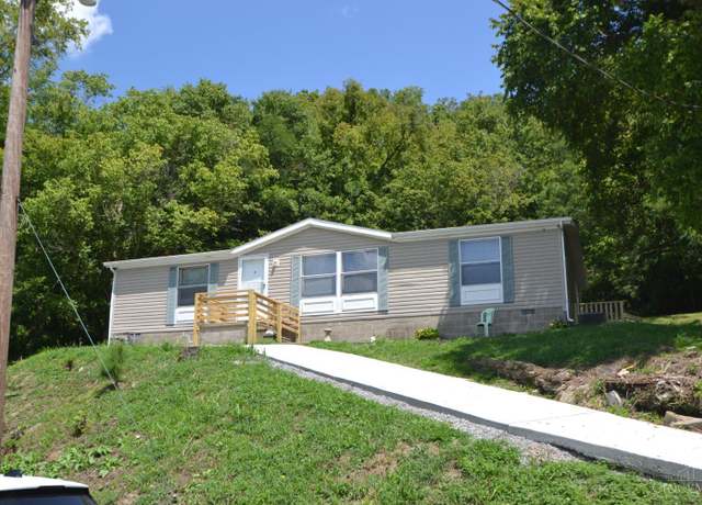 Property at 316 Circle Dr, Ripley, OH 45167, 3 beds, 2 baths