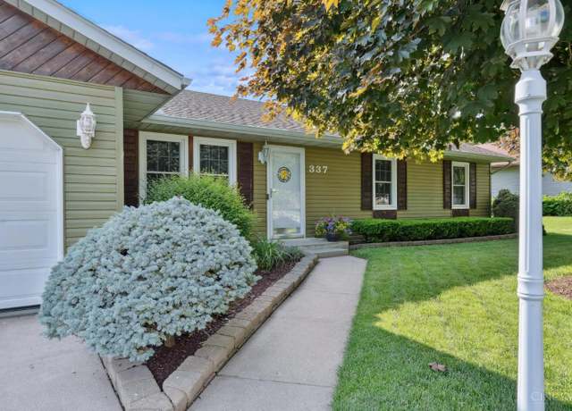 Property at 337 Alumni Cir, Wilmington, OH 45177, 4 beds, 3 baths