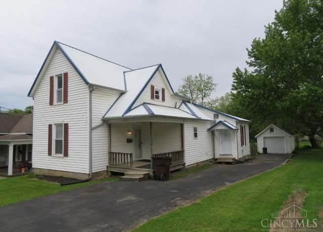 Property at 331 S West St, Hillsboro, OH 45133, 3 beds, 1 bath