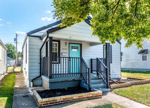 Property at 1226 Clearview Pl, Hamilton, OH 45011, 2 beds, 1 bath