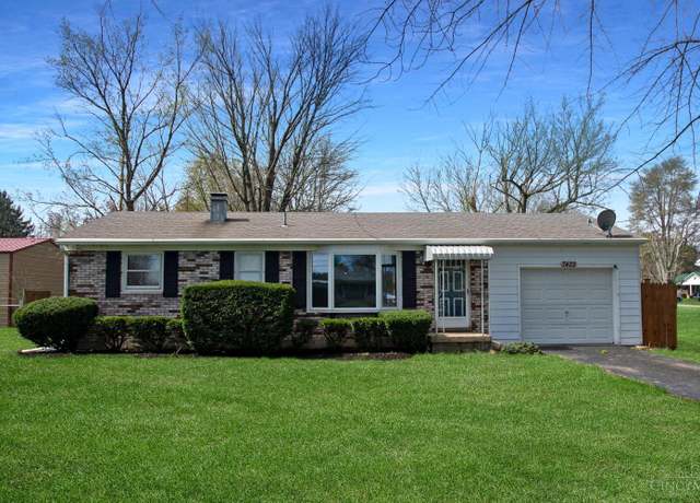 Property at 7422 Willow Dr, Blanchester, OH 45107, 2 beds, 1 bath