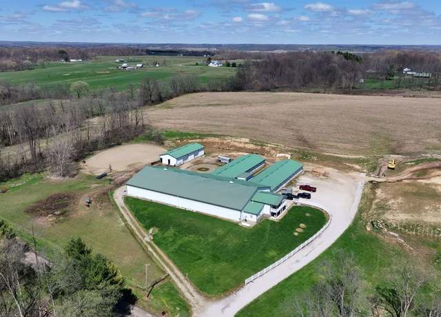 Property at 19823 Hampshire Rd, Martinsburg, OH 43080