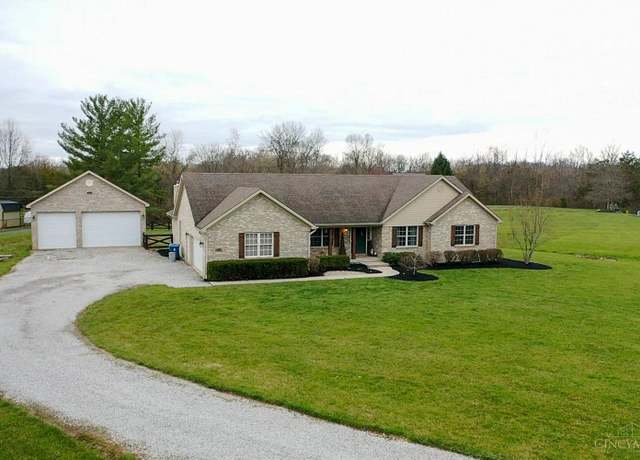 Property at 2105 Amber Hill Rd, Stonelick Twp, OH 45103, 3 beds, 2.5 baths