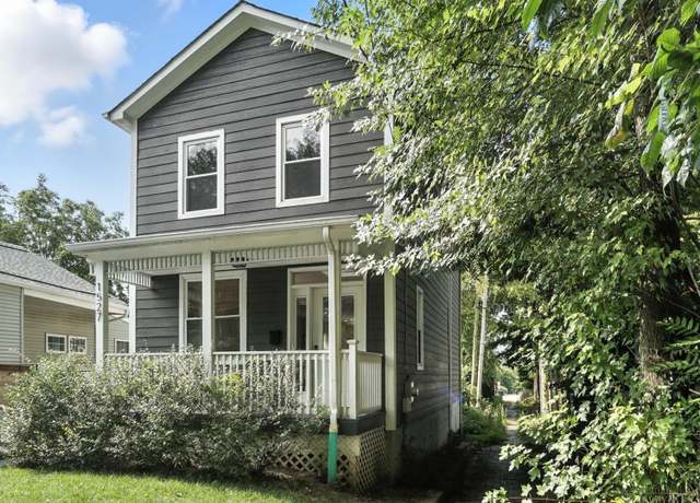Property at 1527 Lingo St, Cincinnati, OH 45223, 3 beds, 2.5 baths