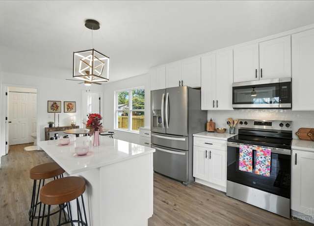 Property at 2284 Cosmos Rd, Deerfield Twp., OH 45140, 4 beds, 2.5 baths