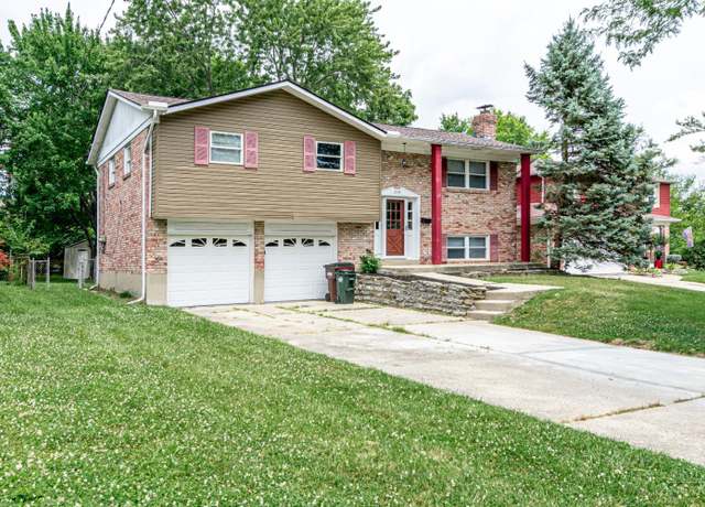 Property at 554 Beaufort Ct, Forest Park, OH 45240, 3 beds, 2 baths