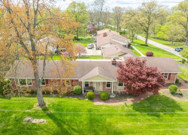 Property at 9707 Beech Dr, Springfield Twp., OH 45231, 4 beds, 2.5 baths