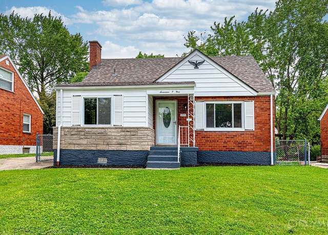 Property at 1709 Centerridge Ave, North College Hill, OH 45231, 4 beds, 1 bath