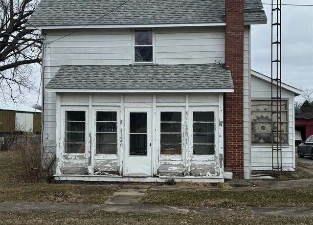 Property at 6568 Dialton Rd, Pike Twp, OH 45502, 4 beds, 1 bath