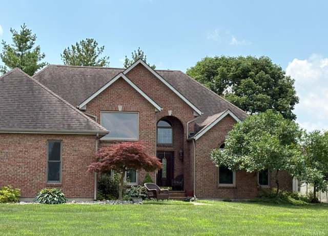 Property at 5383 Weatherwood Dr, Middletown, OH 45042, 3 beds, 2 baths