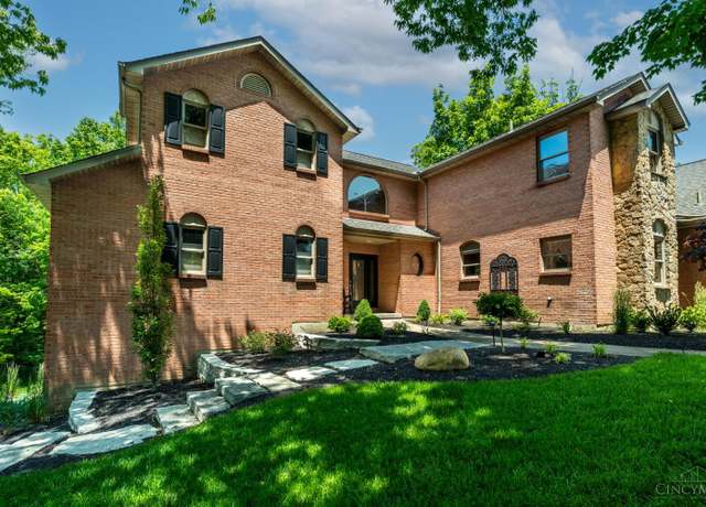 Property at 5146 Mountview Ct, Liberty Twp, OH 45011, 5 beds, 5.5 baths