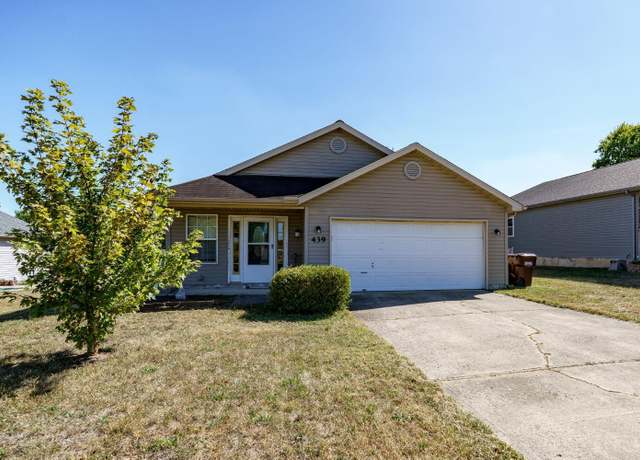Property at 439 Martin Ave, Trenton, OH 45067, 3 beds, 2 baths