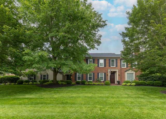 Property at 8750 Tanagerwoods Dr, Montgomery, OH 45249, 5 beds, 3.5 baths