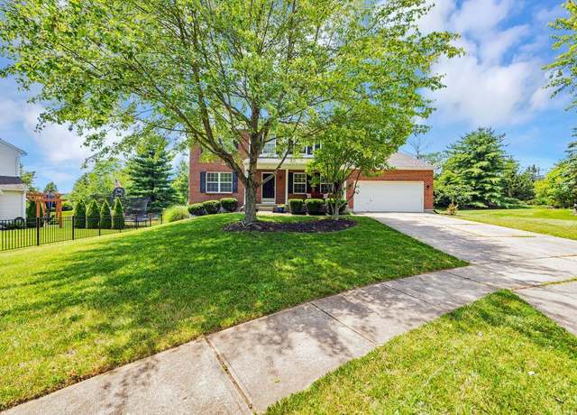 Property at 3 Cobblestone Dr, Milford, OH 45150, 4 beds, 3.5 baths