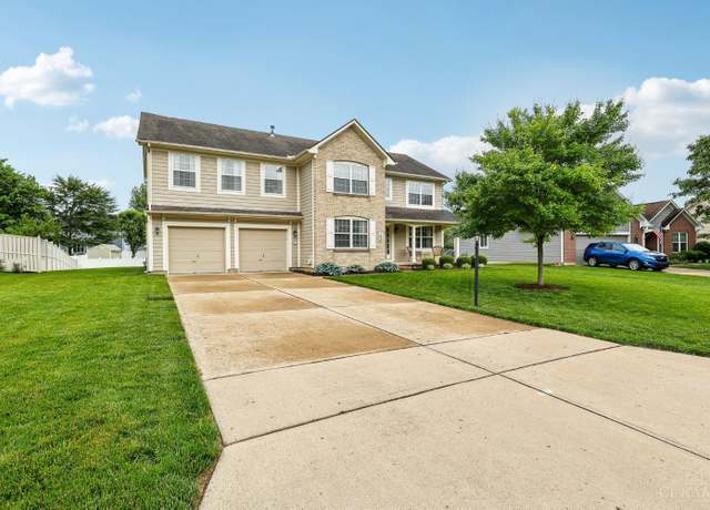 Property at 160 Woodstream Dr, Springboro, OH 45066, 4 beds, 3 baths