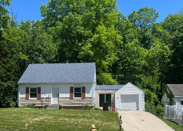 Property at 6236 Stewart Rd, Silverton, OH 45227, 3 beds, 1 bath