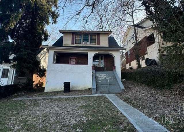 Property at 17 Clinton Springs Ln, Cincinnati, OH 45217, 3 beds, 1 bath