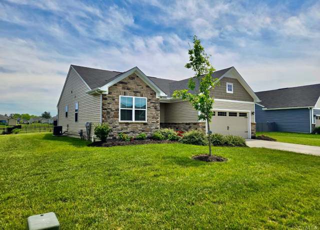 Property at 5588 Woodcreek Dr, Middletown, OH 45042, 3 beds, 2 baths