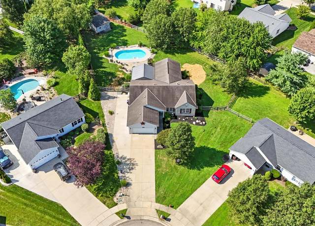 Property at 7111 Tallwood Ct, Goshen Twp, OH 45140, 4 beds, 3 baths