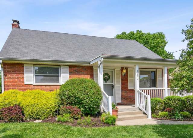 Property at 1163 Georgia Ln, Reading, OH 45215, 4 beds, 3 baths