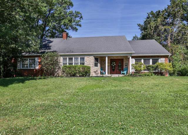Property at 271 Poage Farm Rd, Cincinnati, OH 45215, 4 beds, 4.5 baths