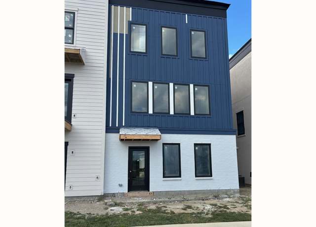 Property at 4246 Parkview Dr Lot 2D, Blue Ash, OH 45242, 2 beds, 3.5 baths