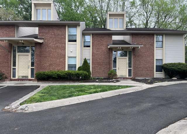 Property at 111 Ridge Rd #303, Lebanon, OH 45036, 2 beds, 2 baths