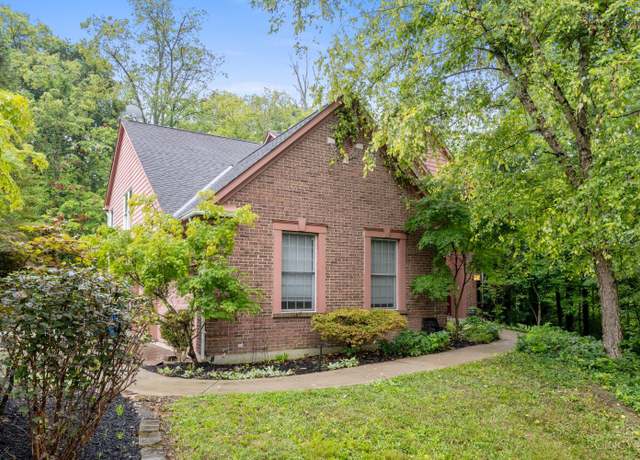 Property at 709 Deer Trail Ct, Miami Twp, OH 45140, 5 beds, 4.5 baths